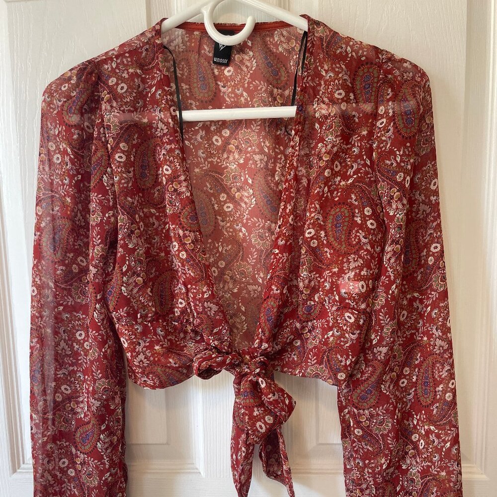 Windsor red floral paisley pattern tie-front mesh 70s top